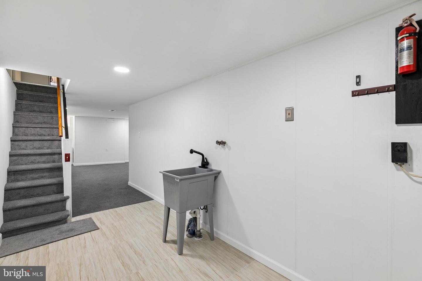 5836 Bustleton Ave Property Photo 14