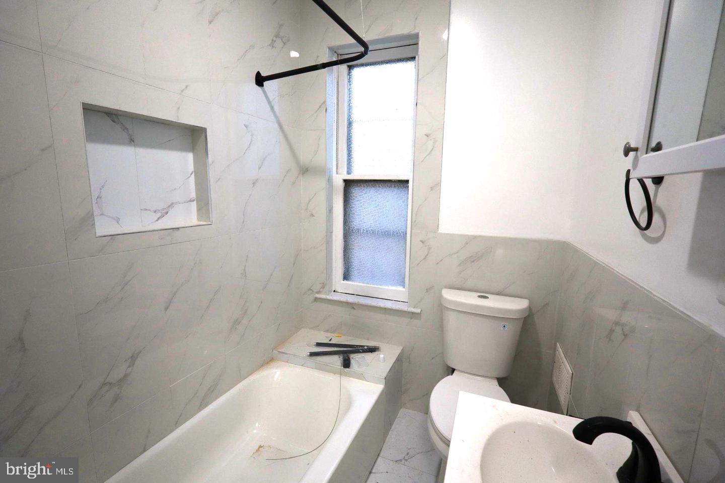 1731 N Bailey St Property Photo 9