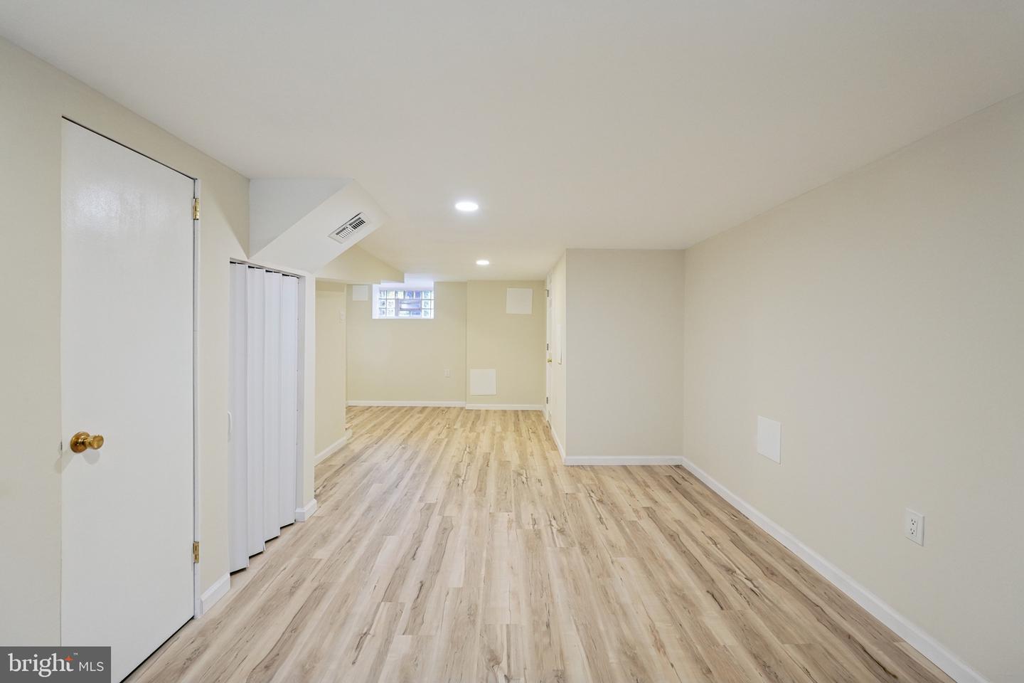 625 E Sanger St Property Photo 27
