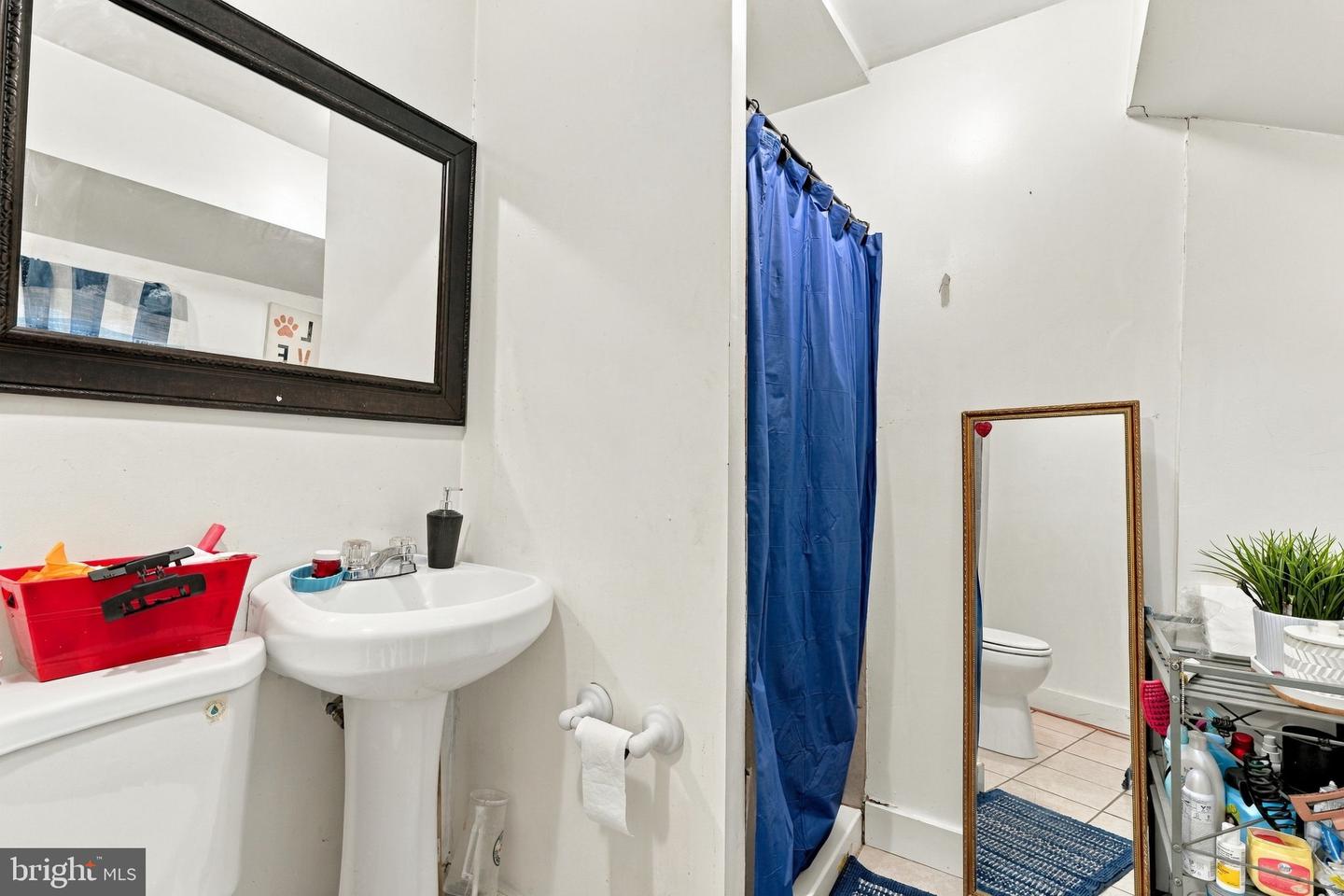 3334 Waterloo St Property Photo 13
