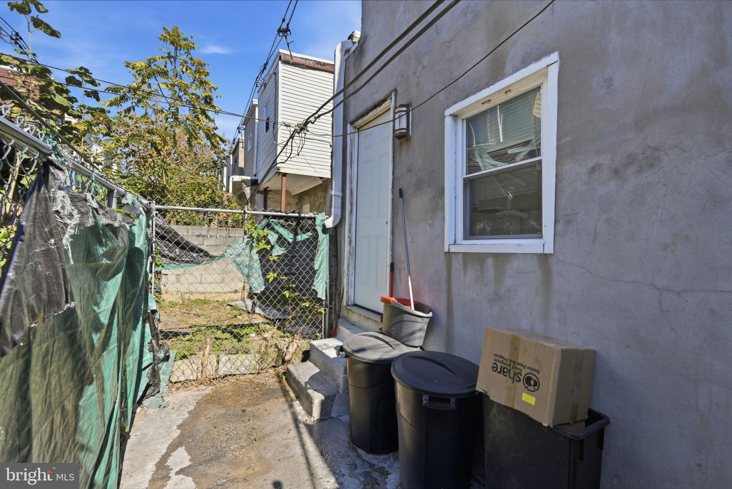 3334 Waterloo St Property Photo 17