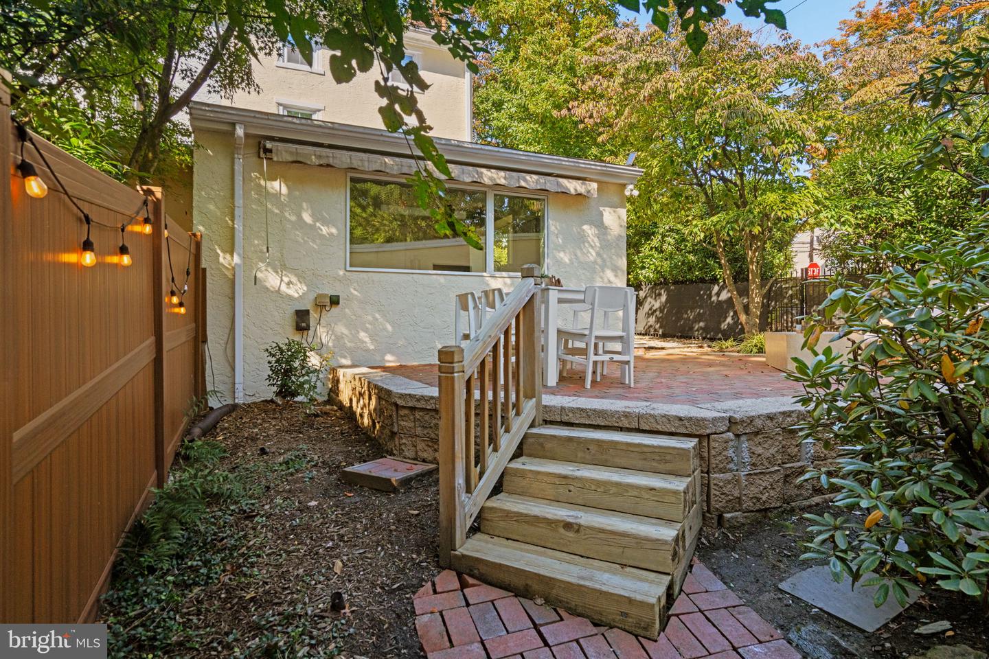 102 W Gravers Ln Property Photo 84