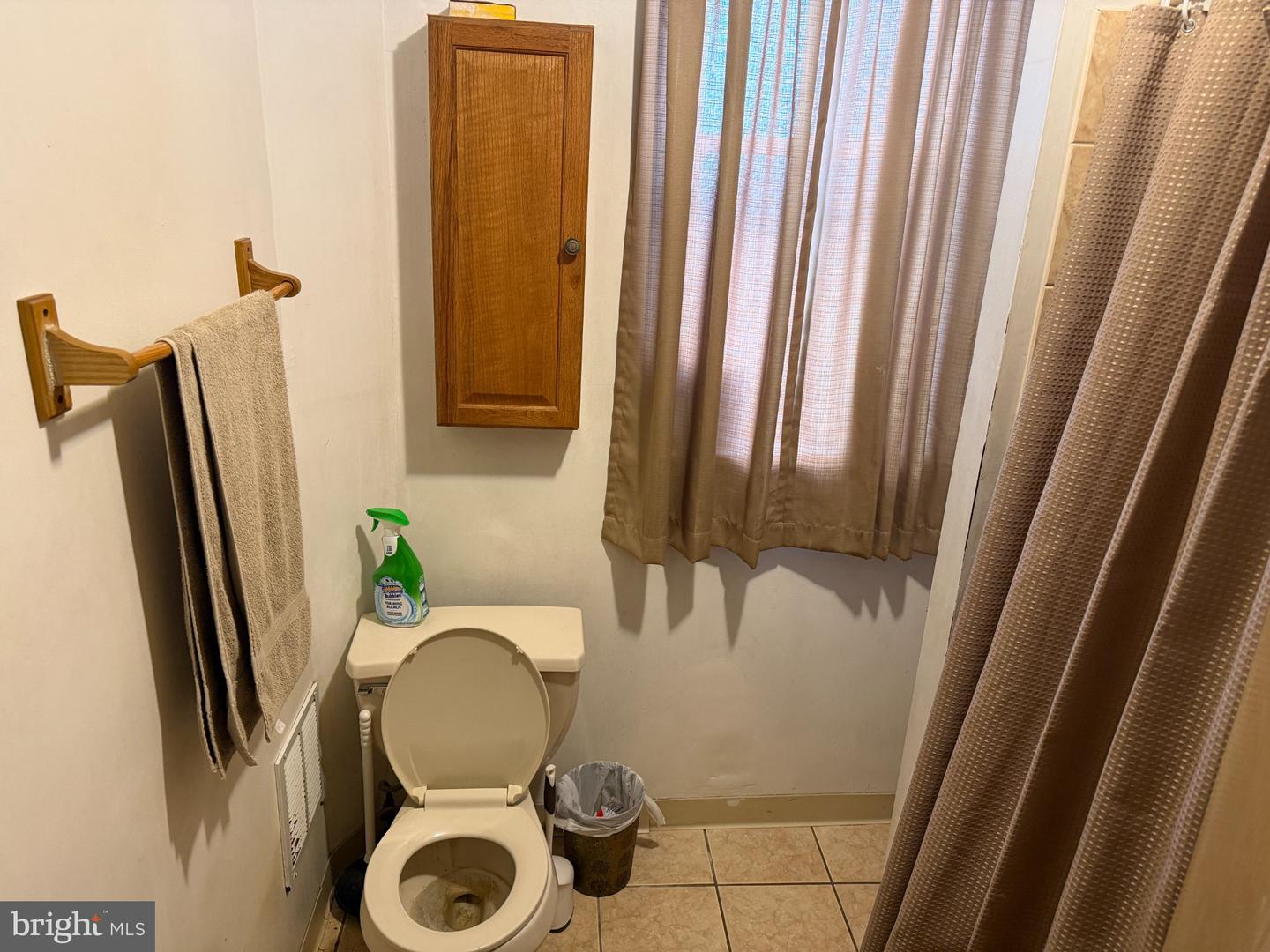 2521 S American St Property Photo 14