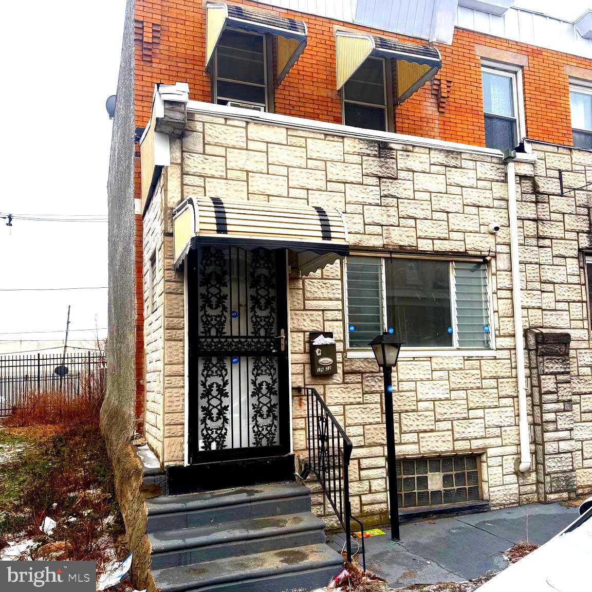 1922 AUTH ST Property Photo 1