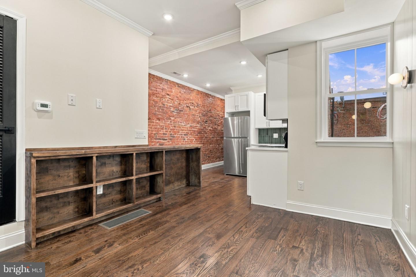 2434 N 33rd St #b Property Photo 19