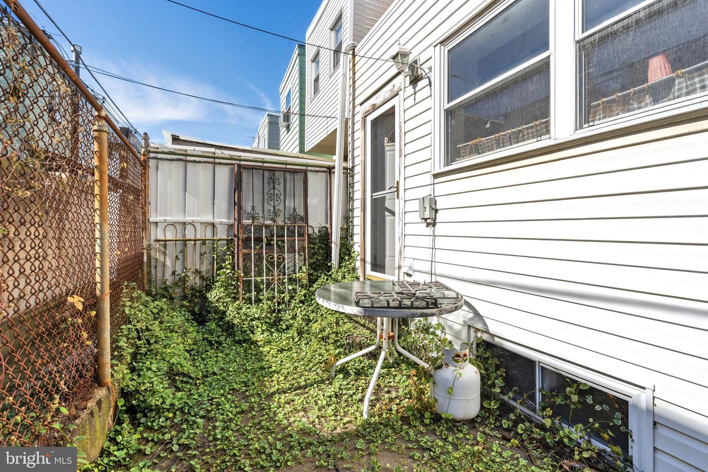 1108 Jackson St Property Photo 19