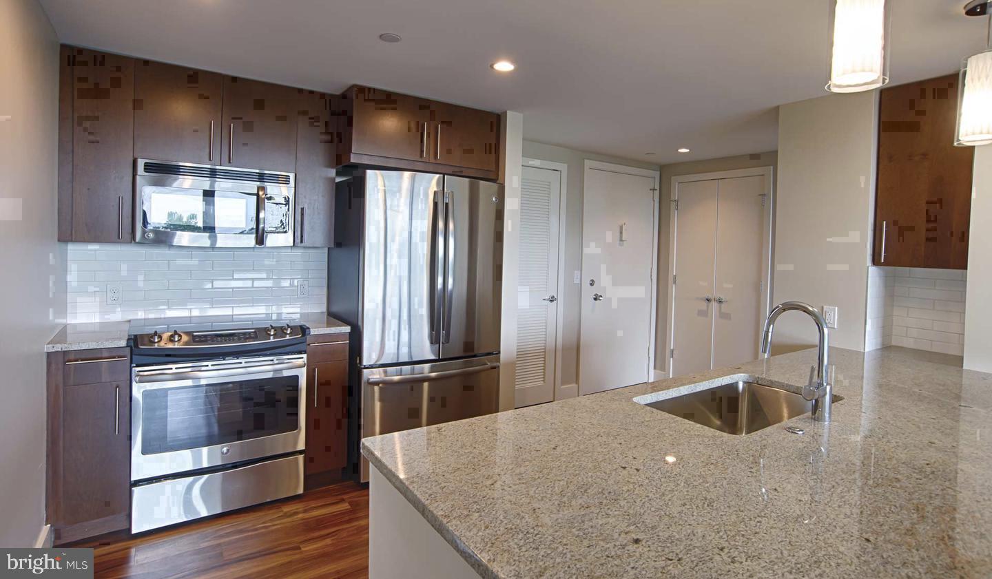 2200 Benjamin Franklin Pkwy #e0911 Property Photo 22