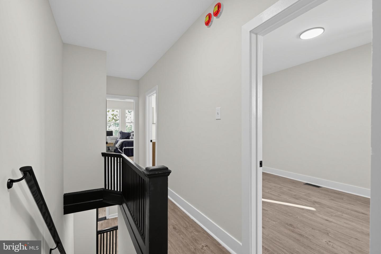939 S 59th St Property Photo 18
