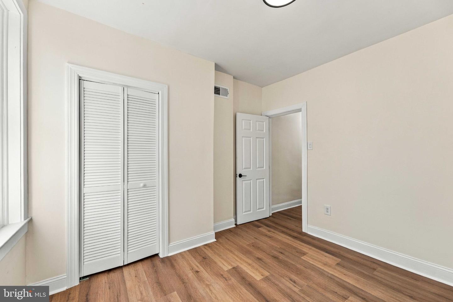 155 N Peach St Property Photo 24
