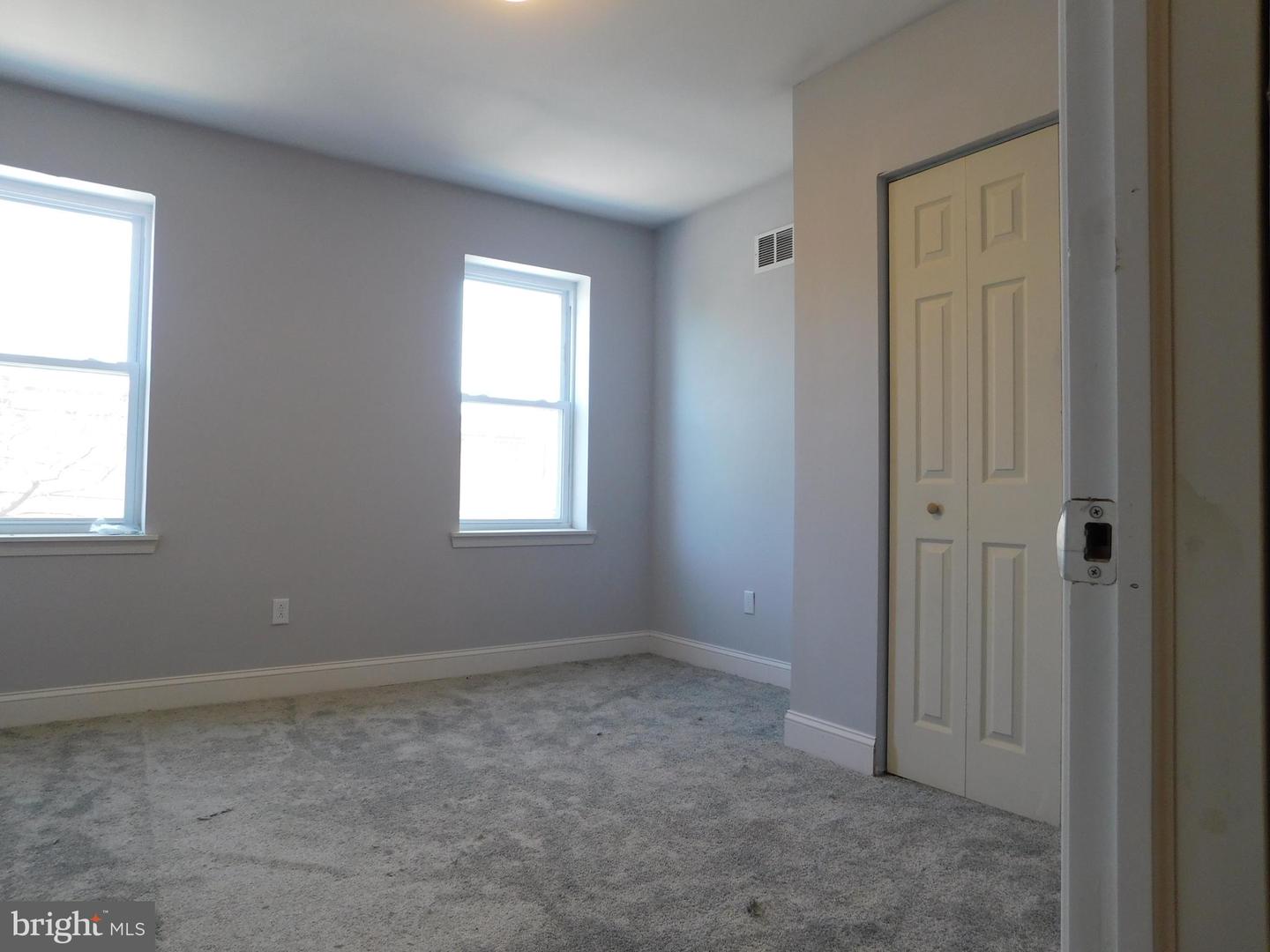 6047 Kershaw St Property Photo 26