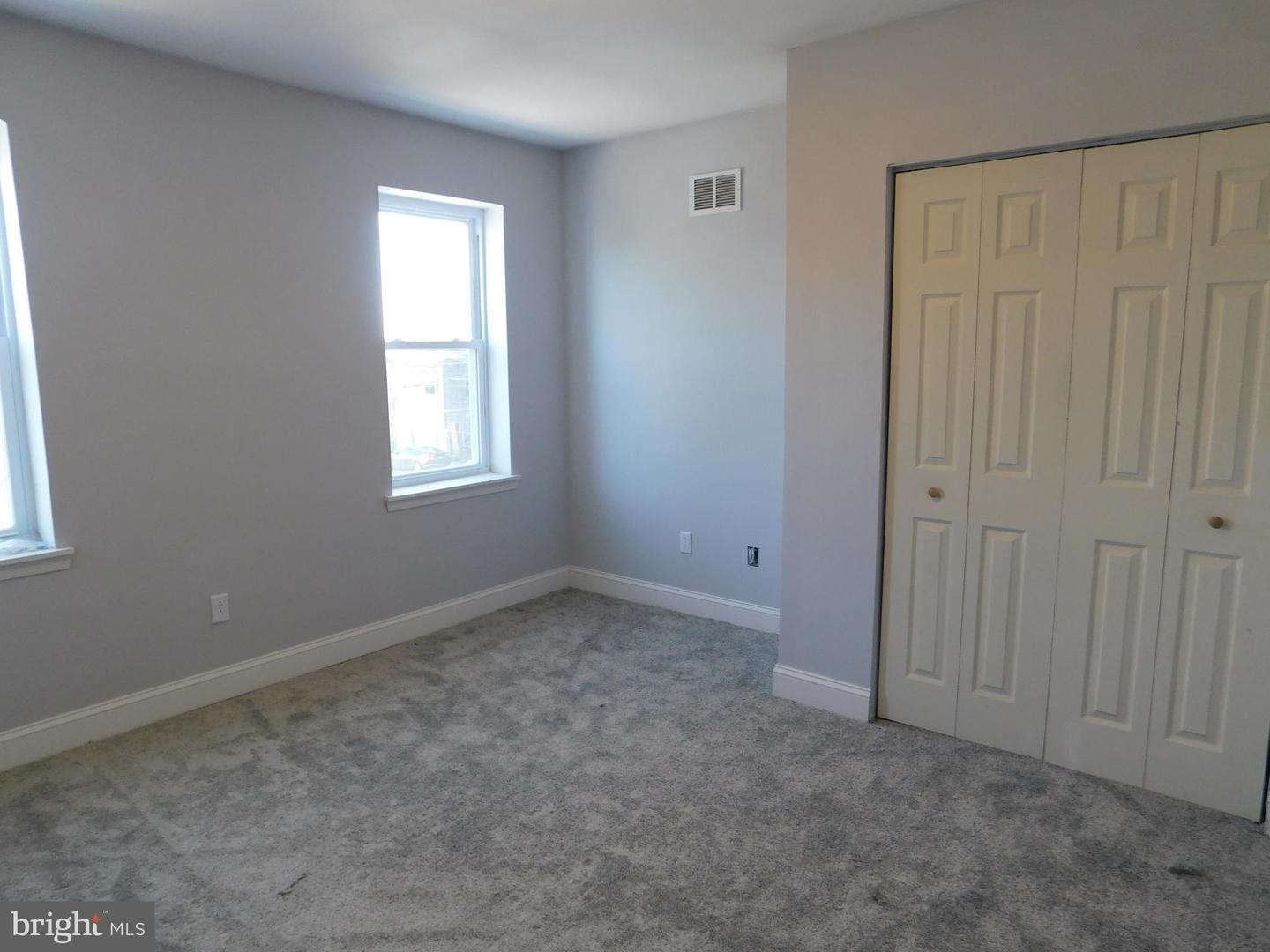 6047 Kershaw St Property Photo 27