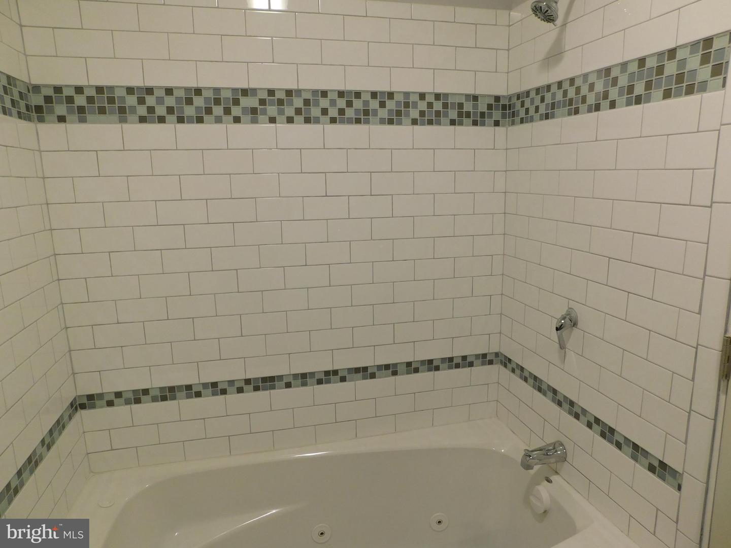 6047 Kershaw St Property Photo 38