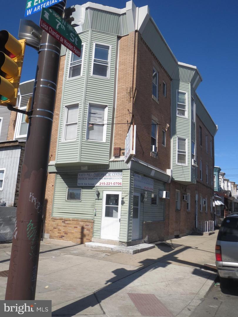 701 W Erie Ave Property Photo