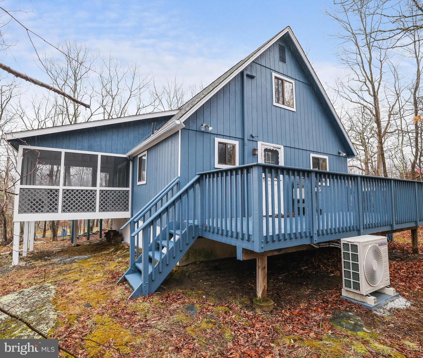 3176 Cherry Ridge Rd Property Photo 1