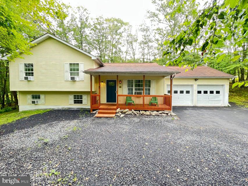 108 Dorchester Dr Property Photo