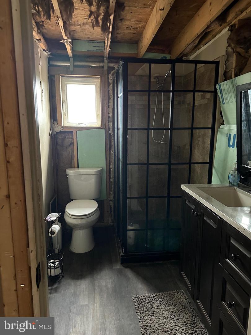 204 Shiny Mountain Road Property Photo 6