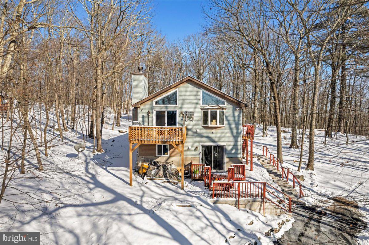 240 Woodcock Rd Property Photo