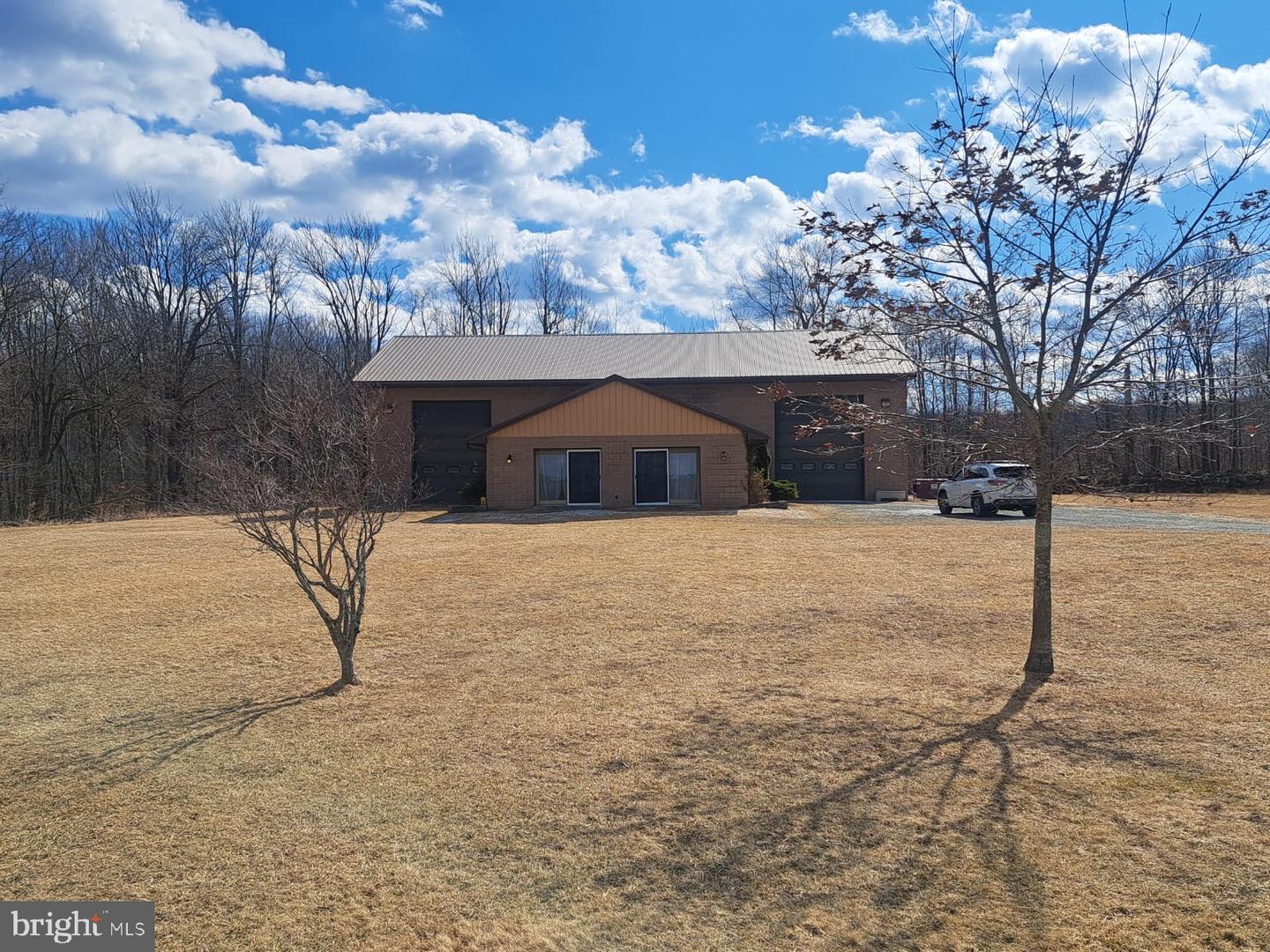 114 Farmhouse Dr Property Photo