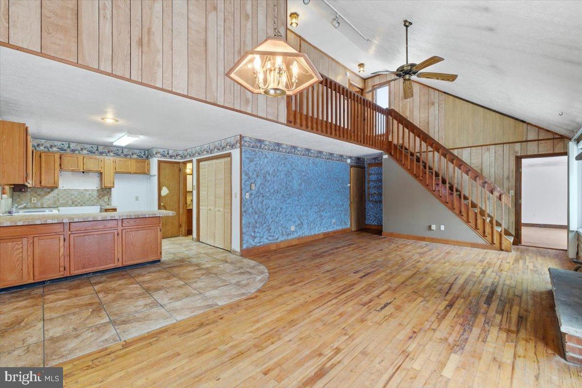 5695 Decker Rd Property Photo 7