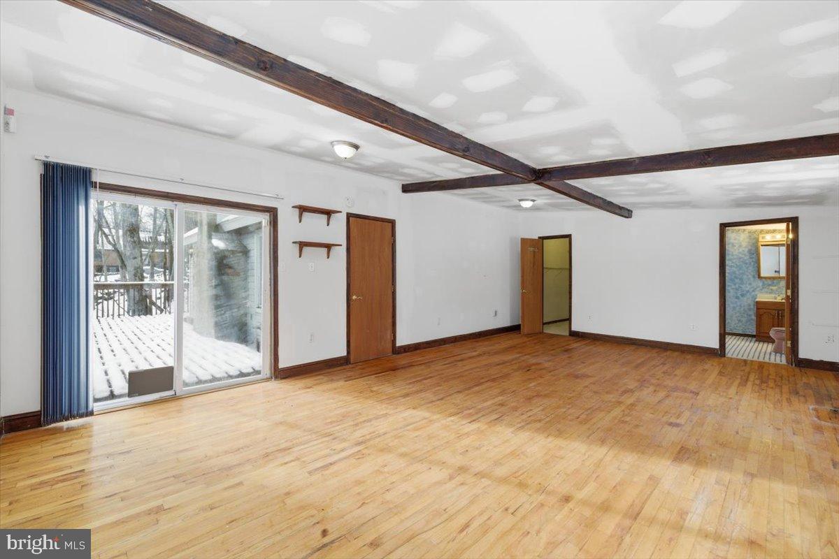 5695 Decker Rd Property Photo 16