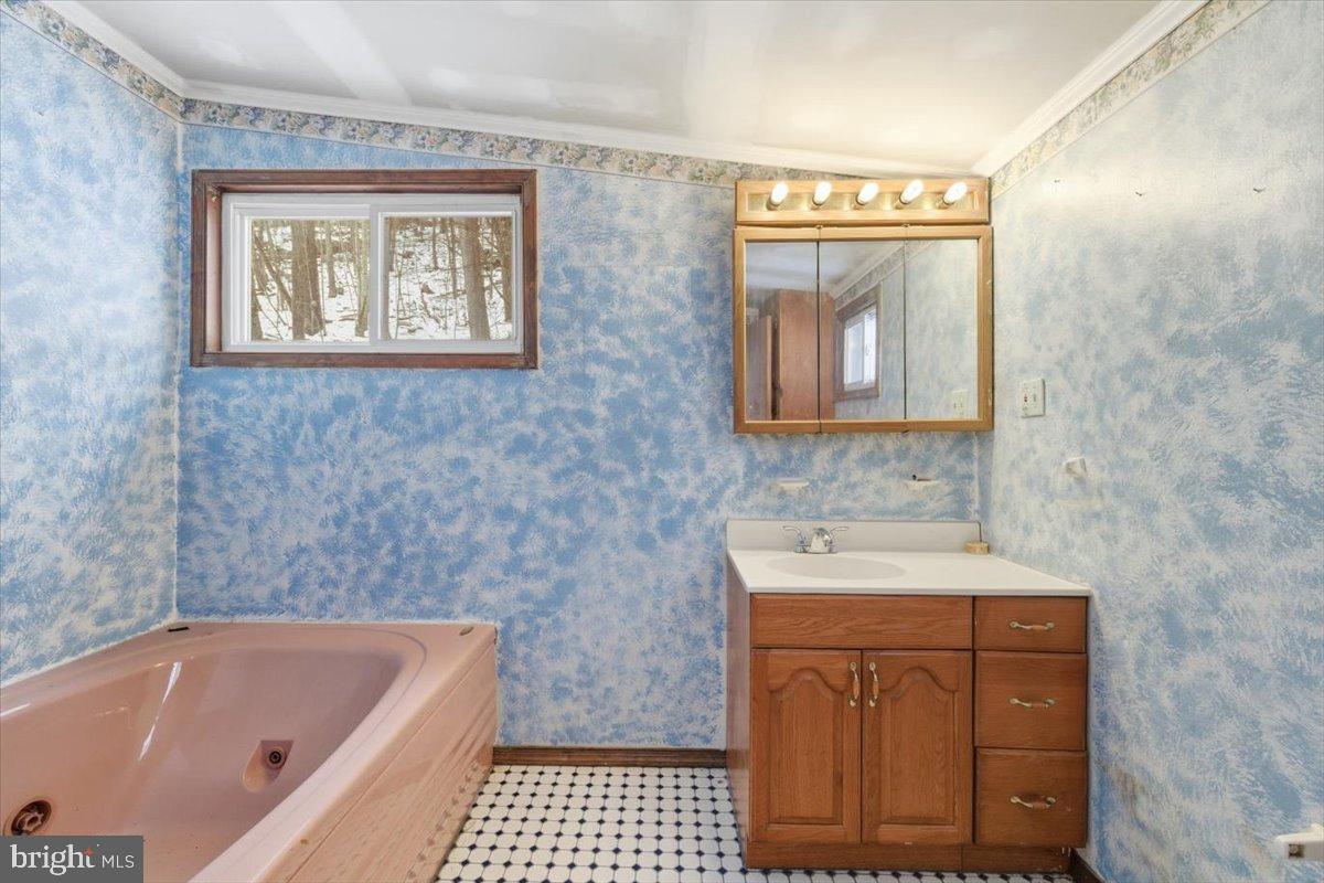 5695 Decker Rd Property Photo 18