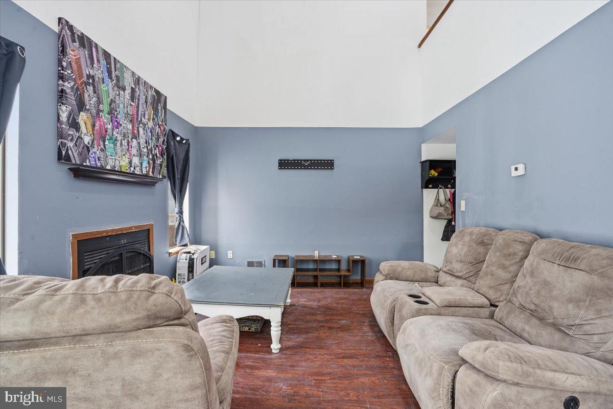 3301 Windermere Drive Property Photo 6