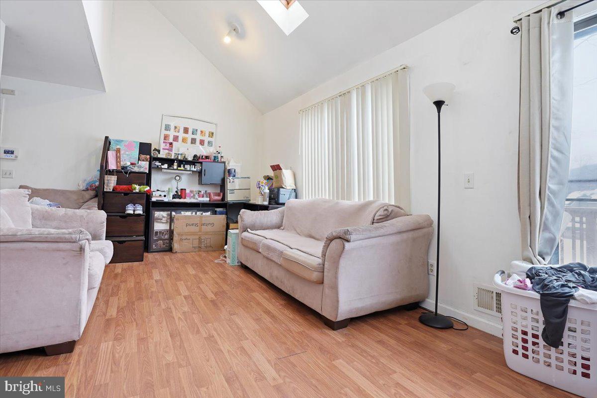 3322 Windermere Drive Property Photo 8