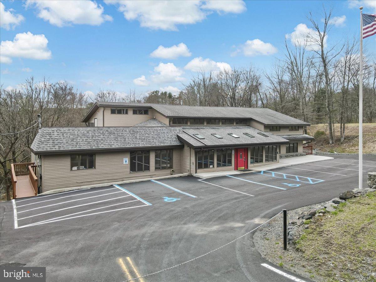 220 SILVER LAKE RD NW