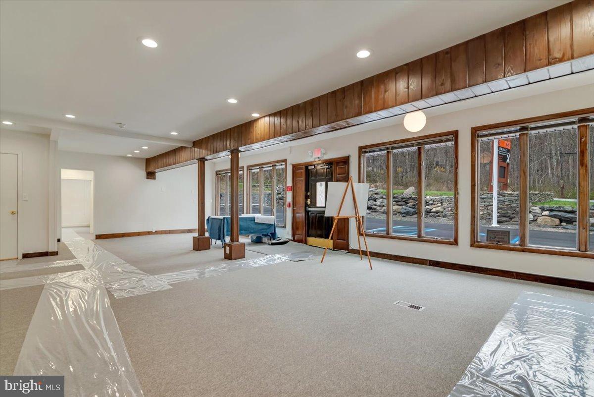220 Silver Lake Rd Nw Property Photo 11
