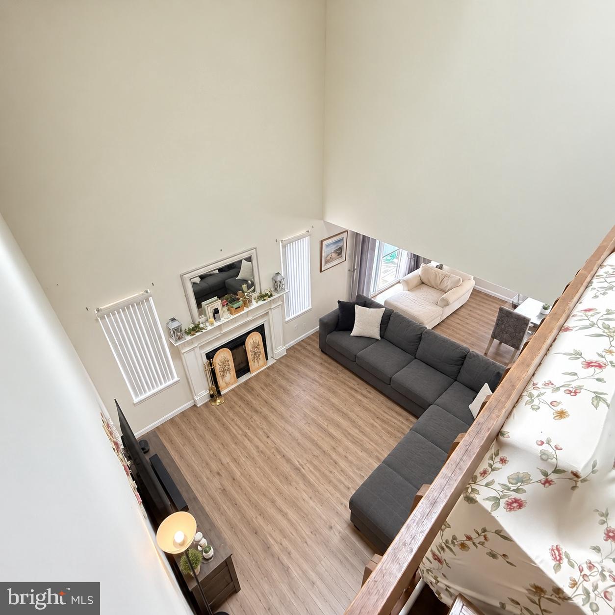 524 Wales Ct Property Photo 15