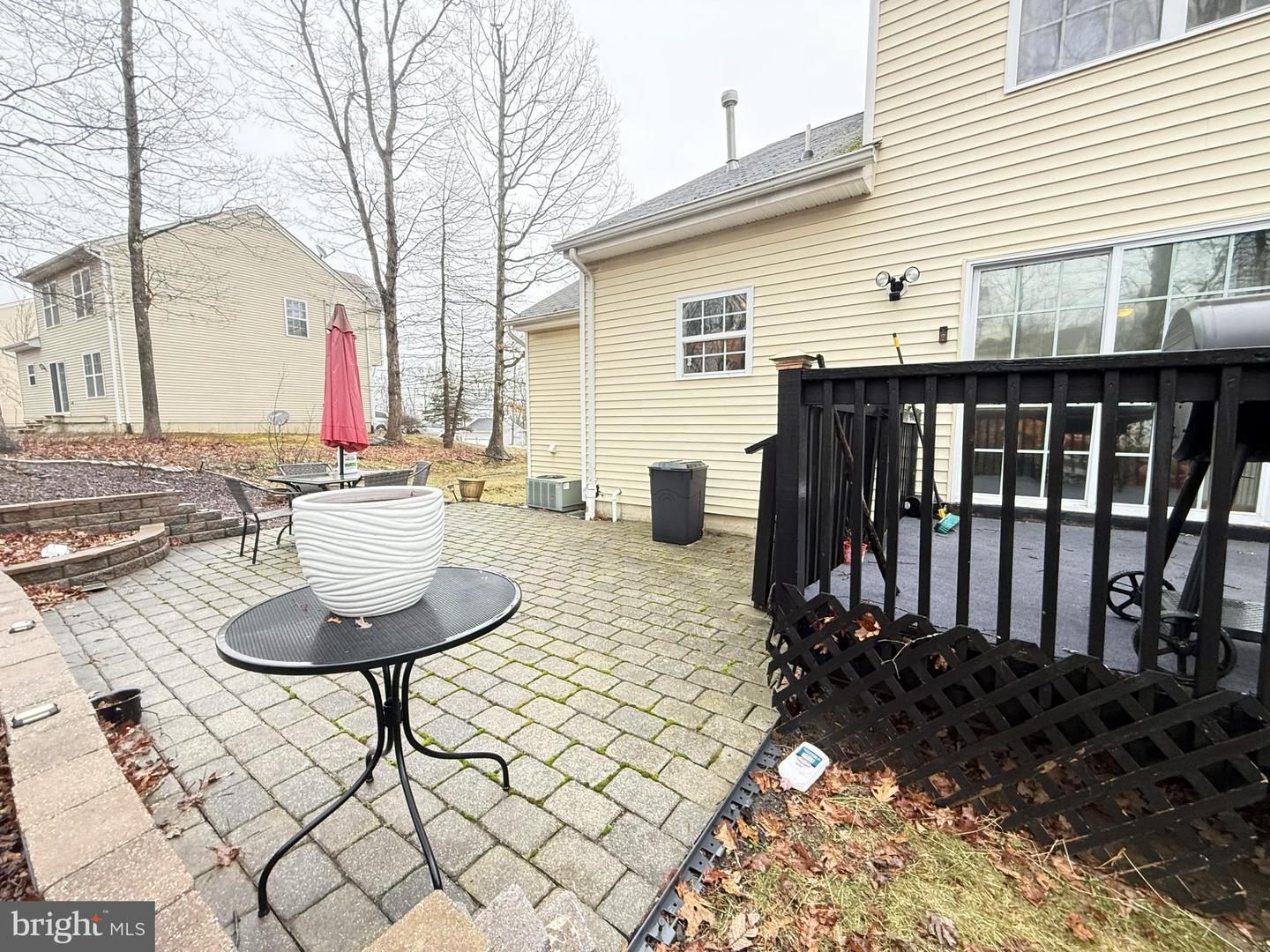 1152 Dorset Dr Property Photo 24