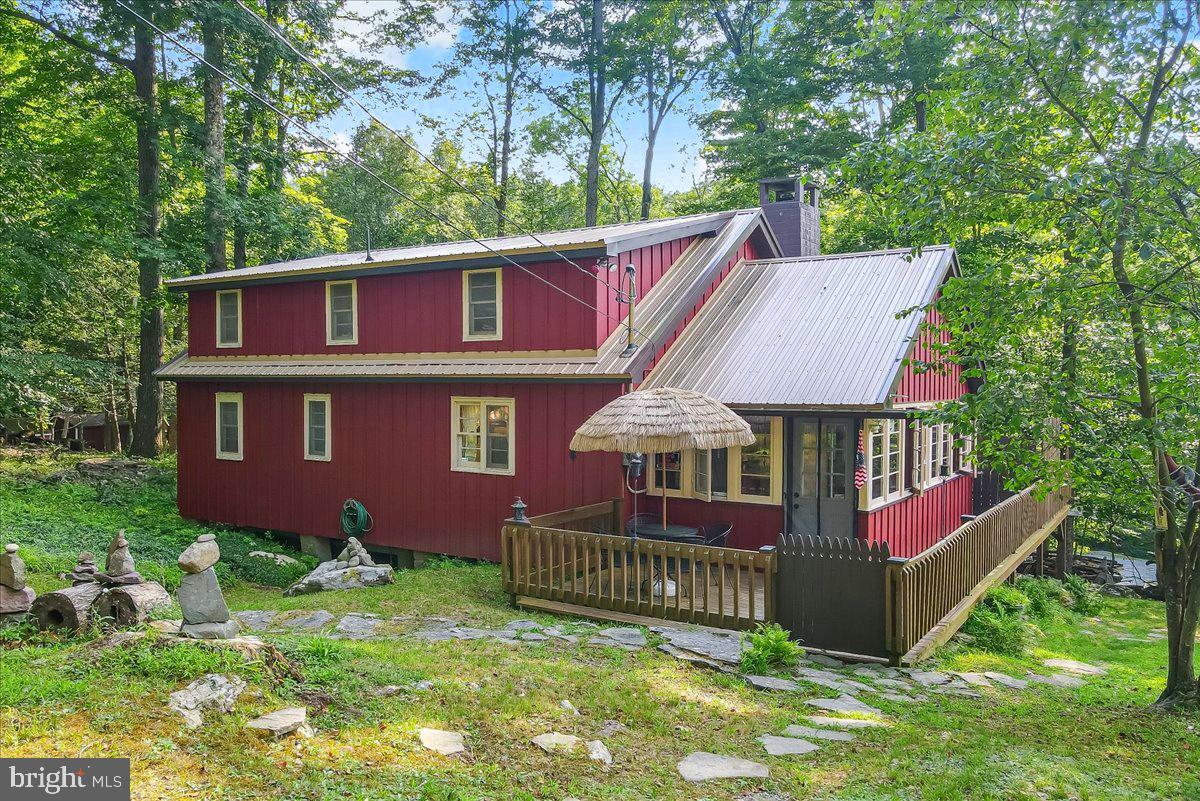 112 Beechwood Cove Rd Property Photo 1
