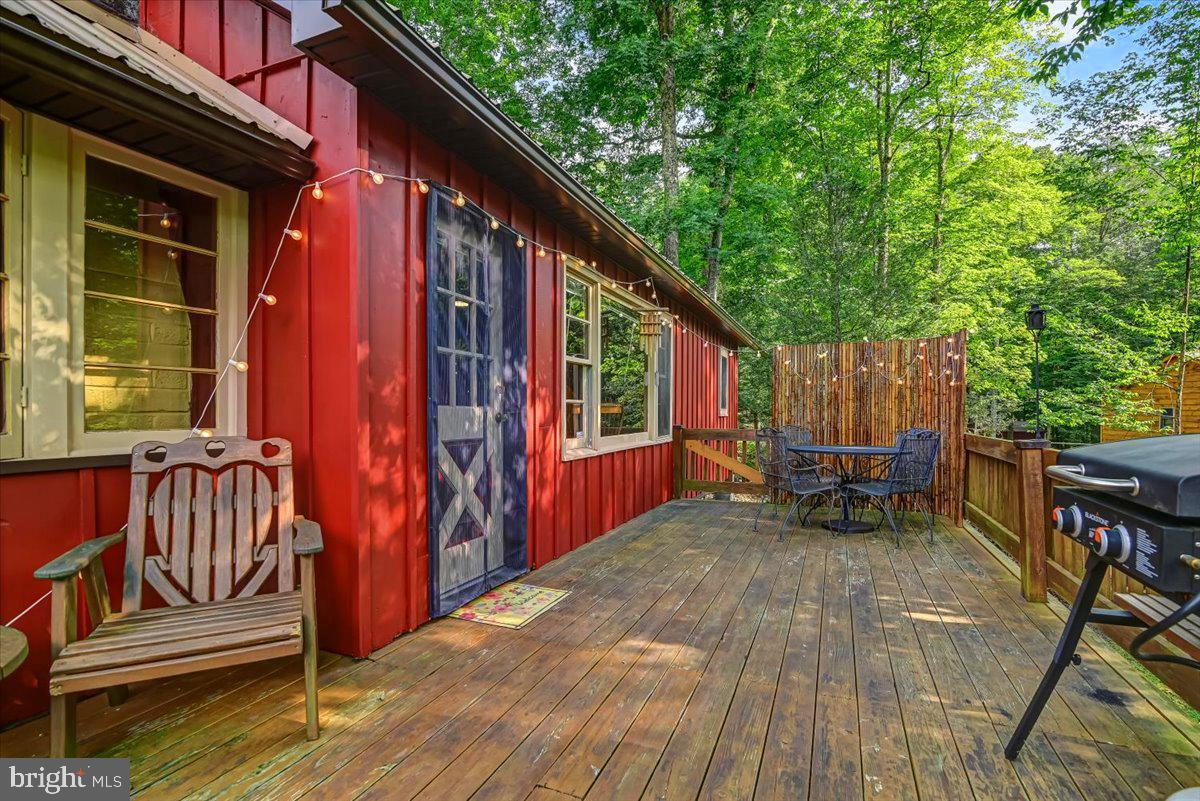 112 Beechwood Cove Rd Property Photo 5