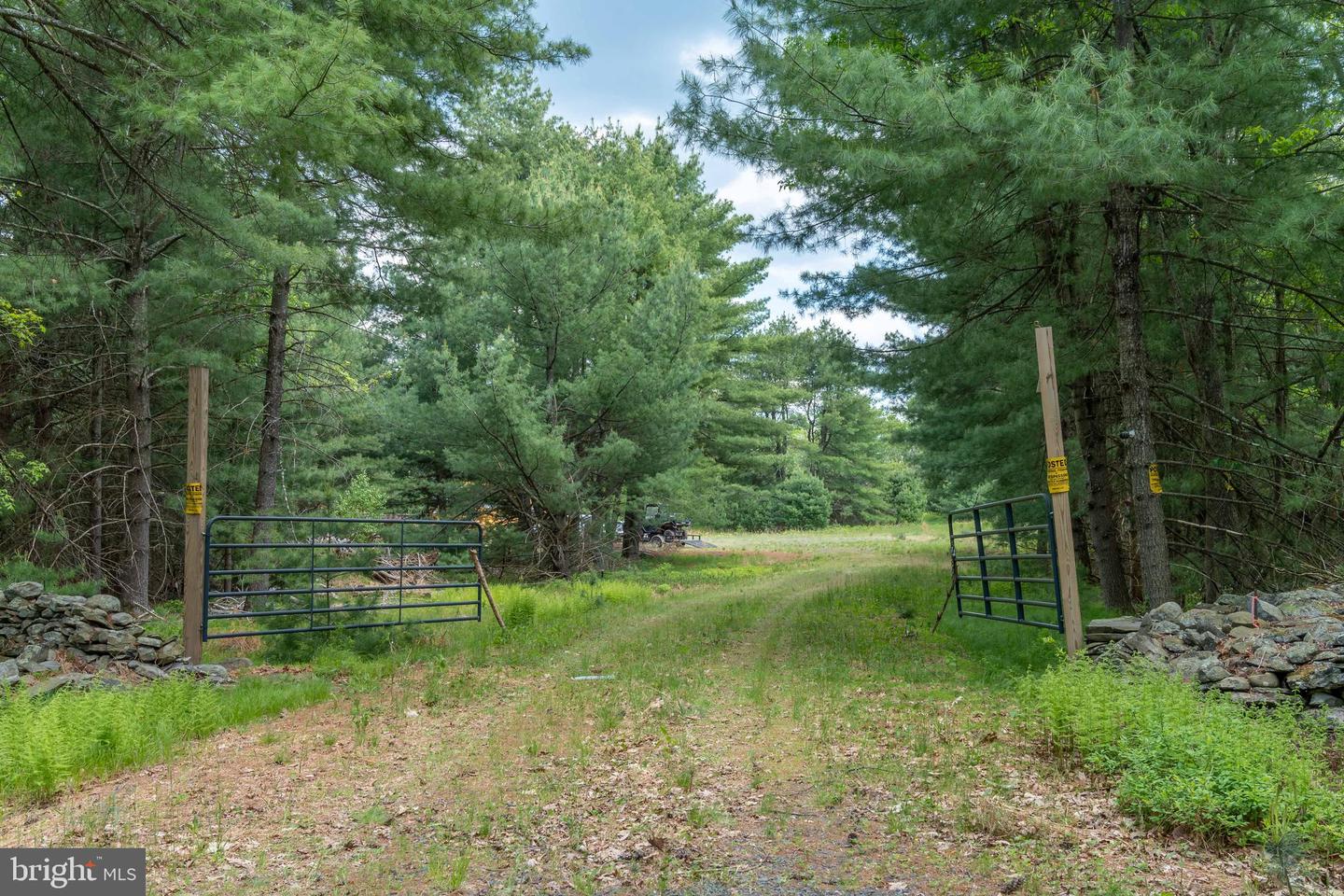 00 Cummins Hill Rd Property Photo 3