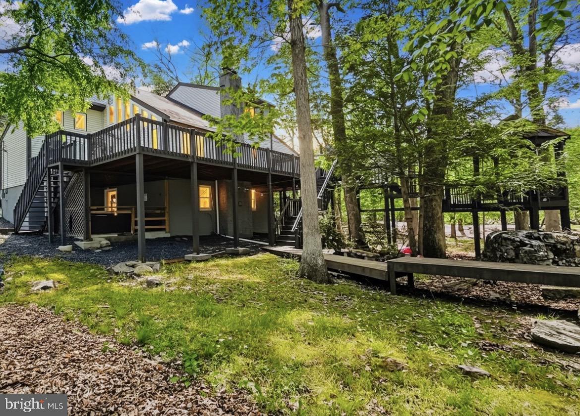 275 Canterbury Property Photo 12