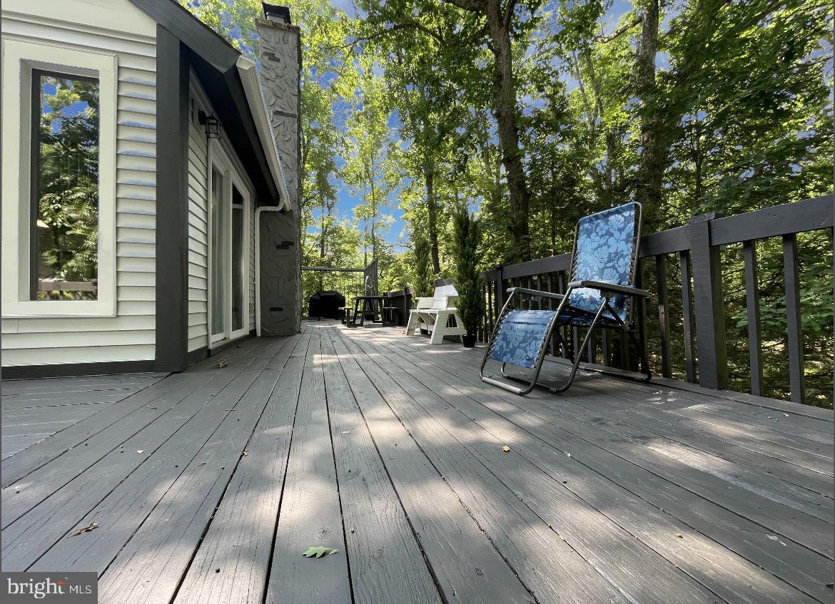 275 Canterbury Property Photo 90