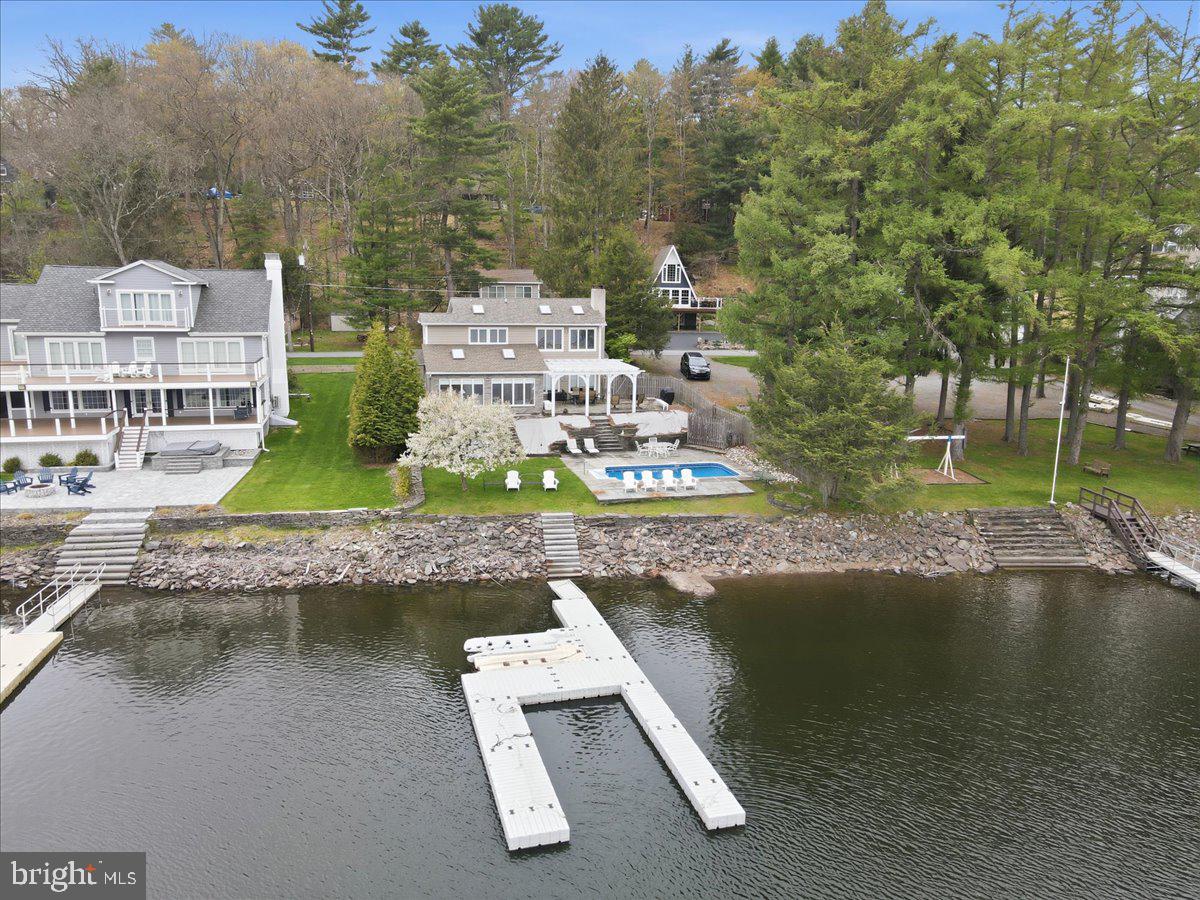 114 Shore Road Property Photo 13