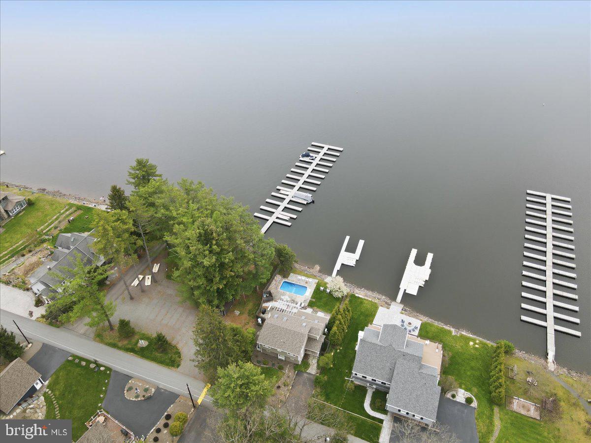 114 Shore Road Property Photo 17