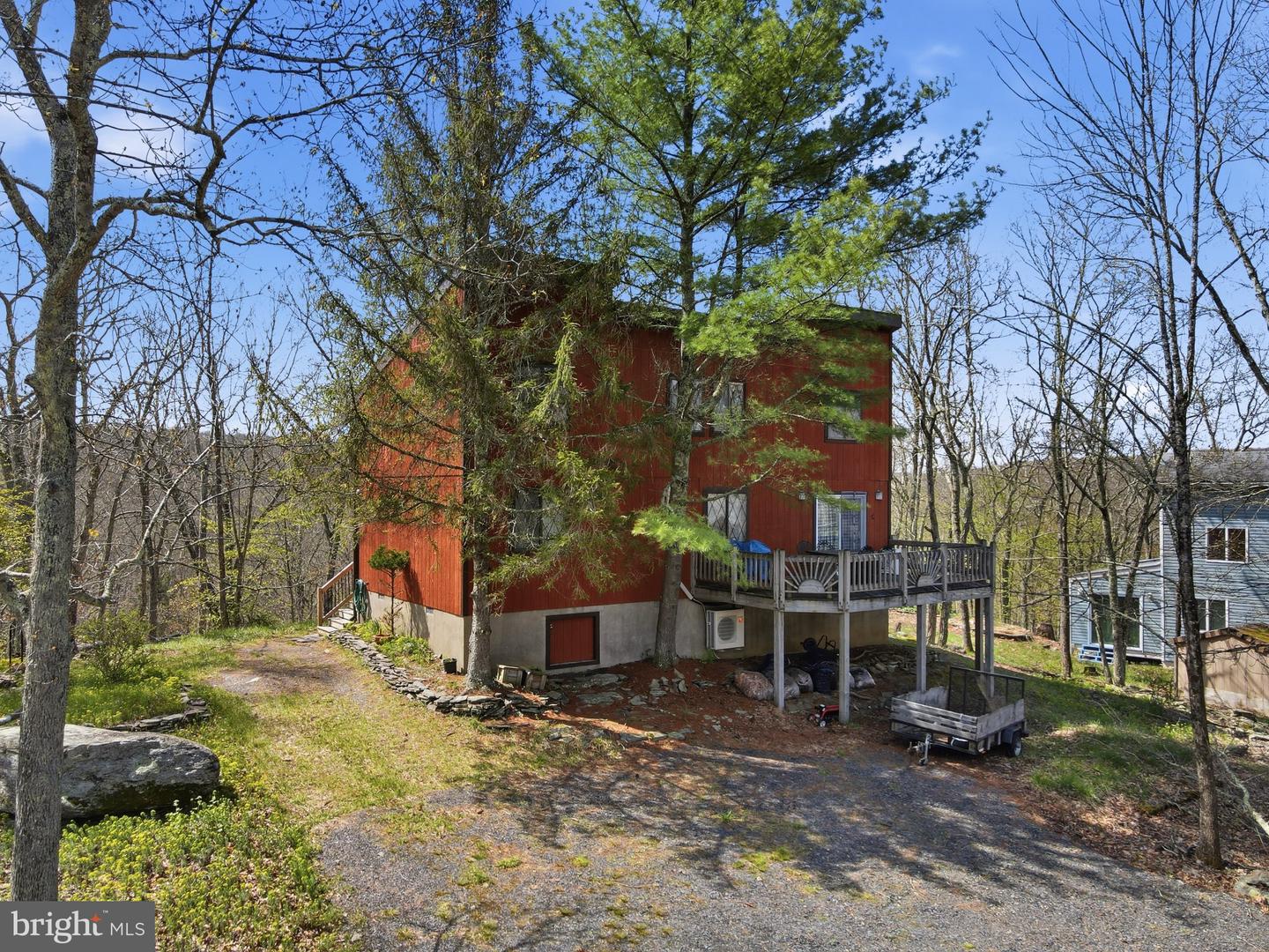 138 Dover Dr Property Photo 2