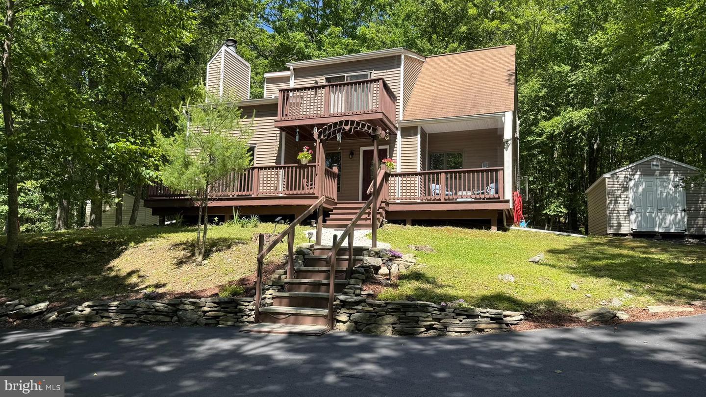 4271 WINCHESTER WAY Property Photo 1