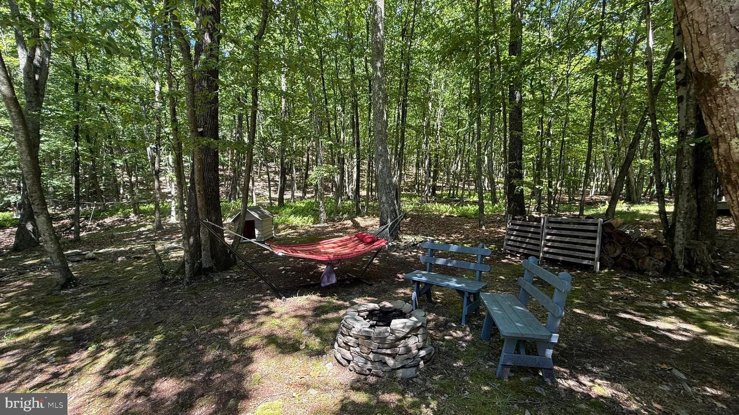 4271 Winchester Way Property Photo 7