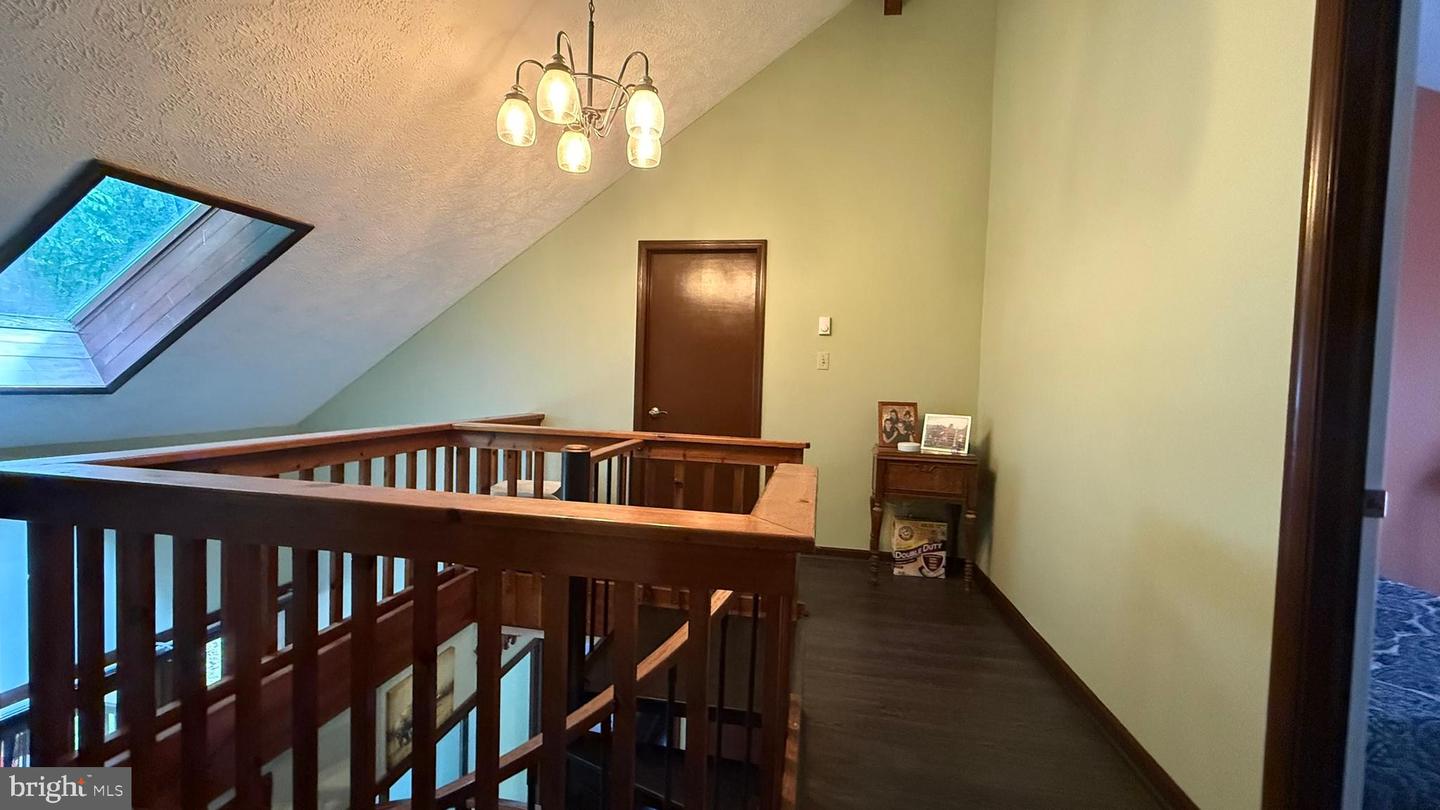 4271 Winchester Way Property Photo 27