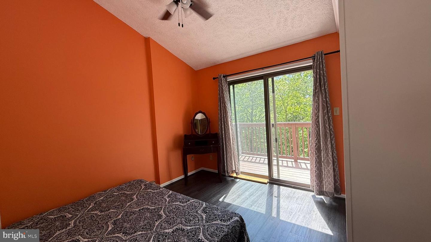 4271 Winchester Way Property Photo 29