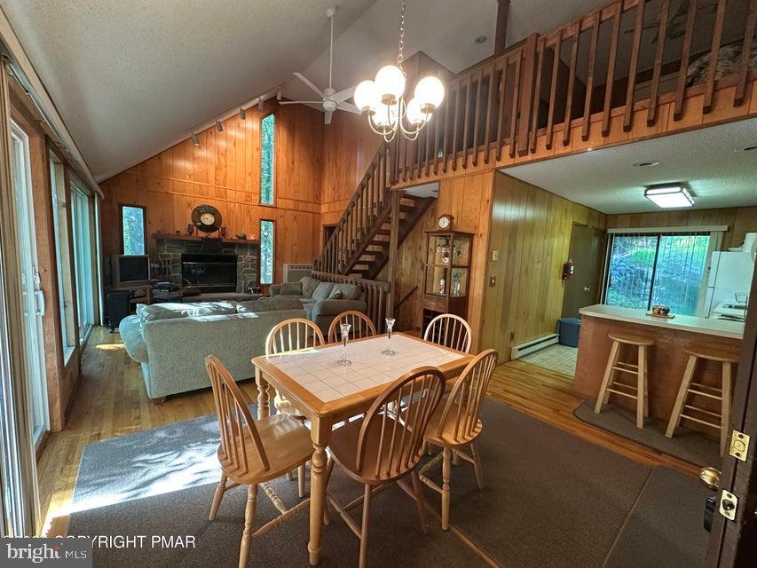 4284 Winchester Way Property Photo 9