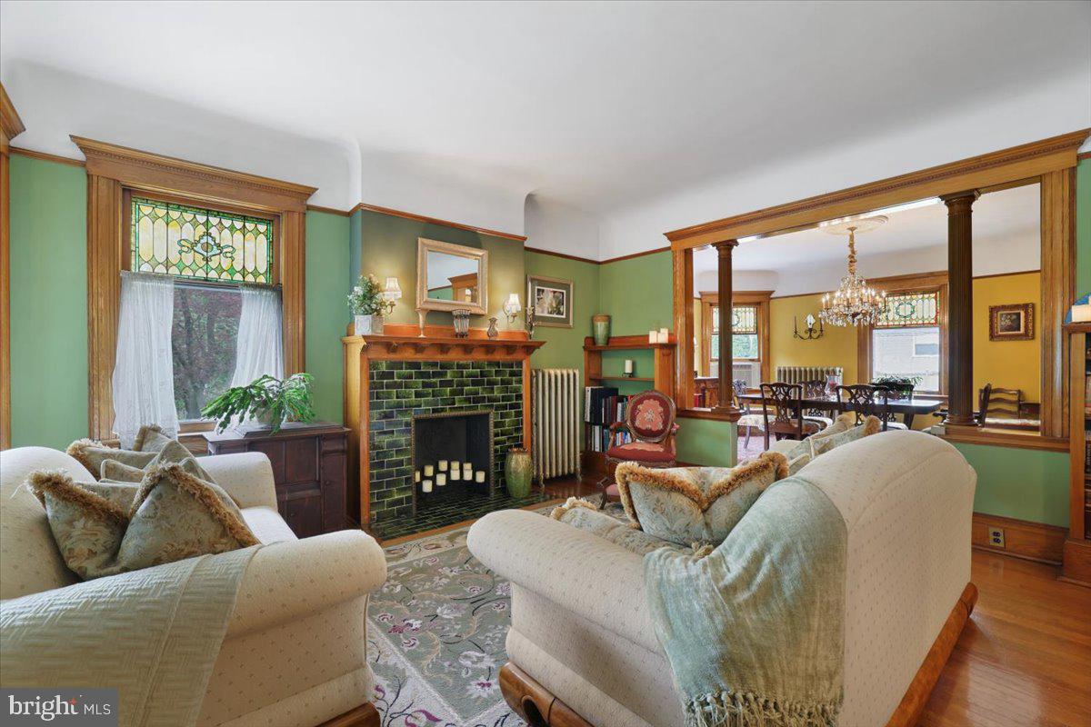 206 W Ann St Property Photo 6