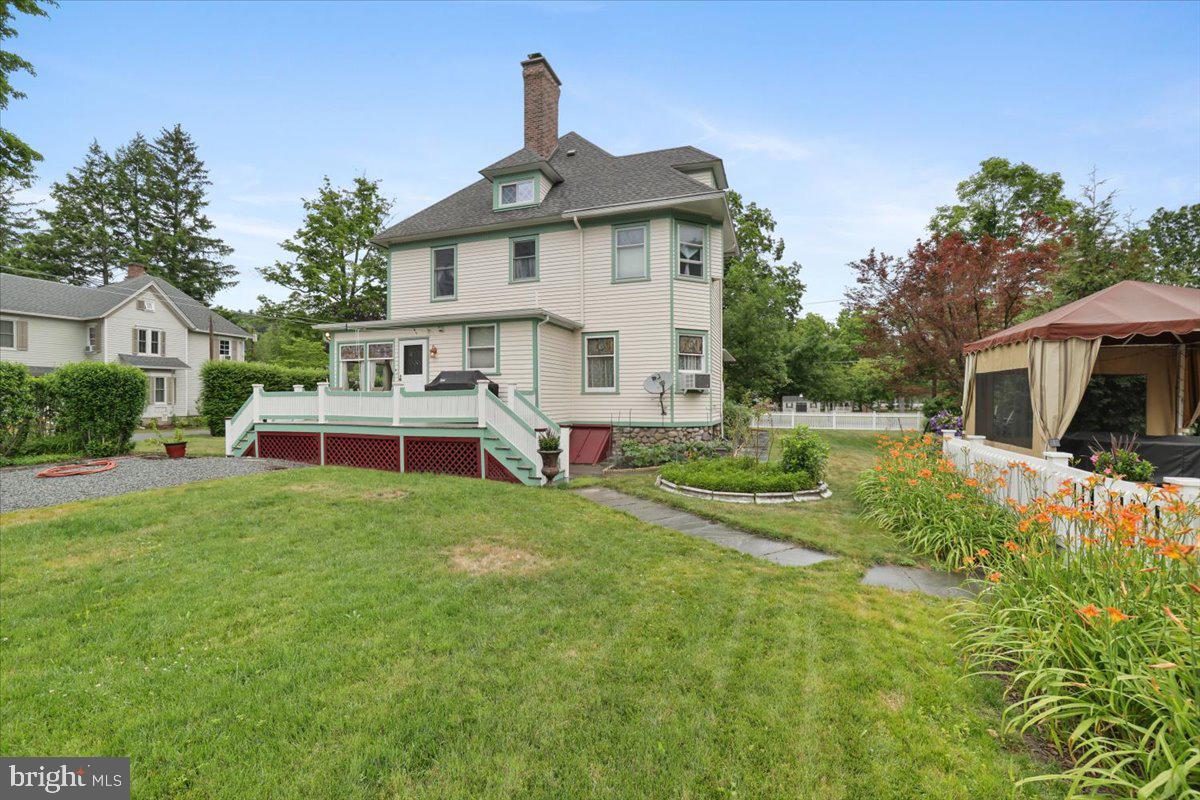 206 W Ann St Property Photo 65