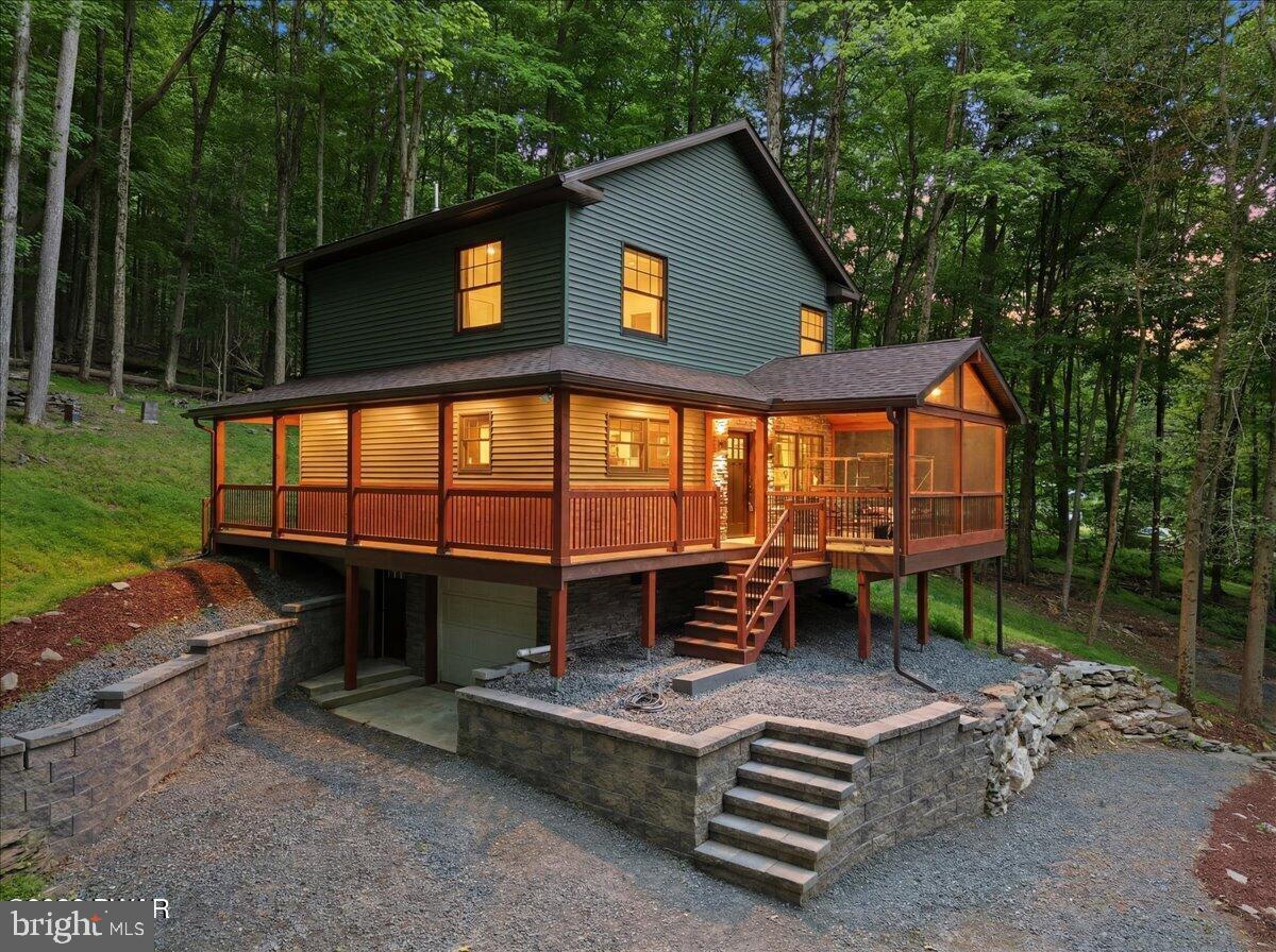 PAPI2001202 Property Photo 1