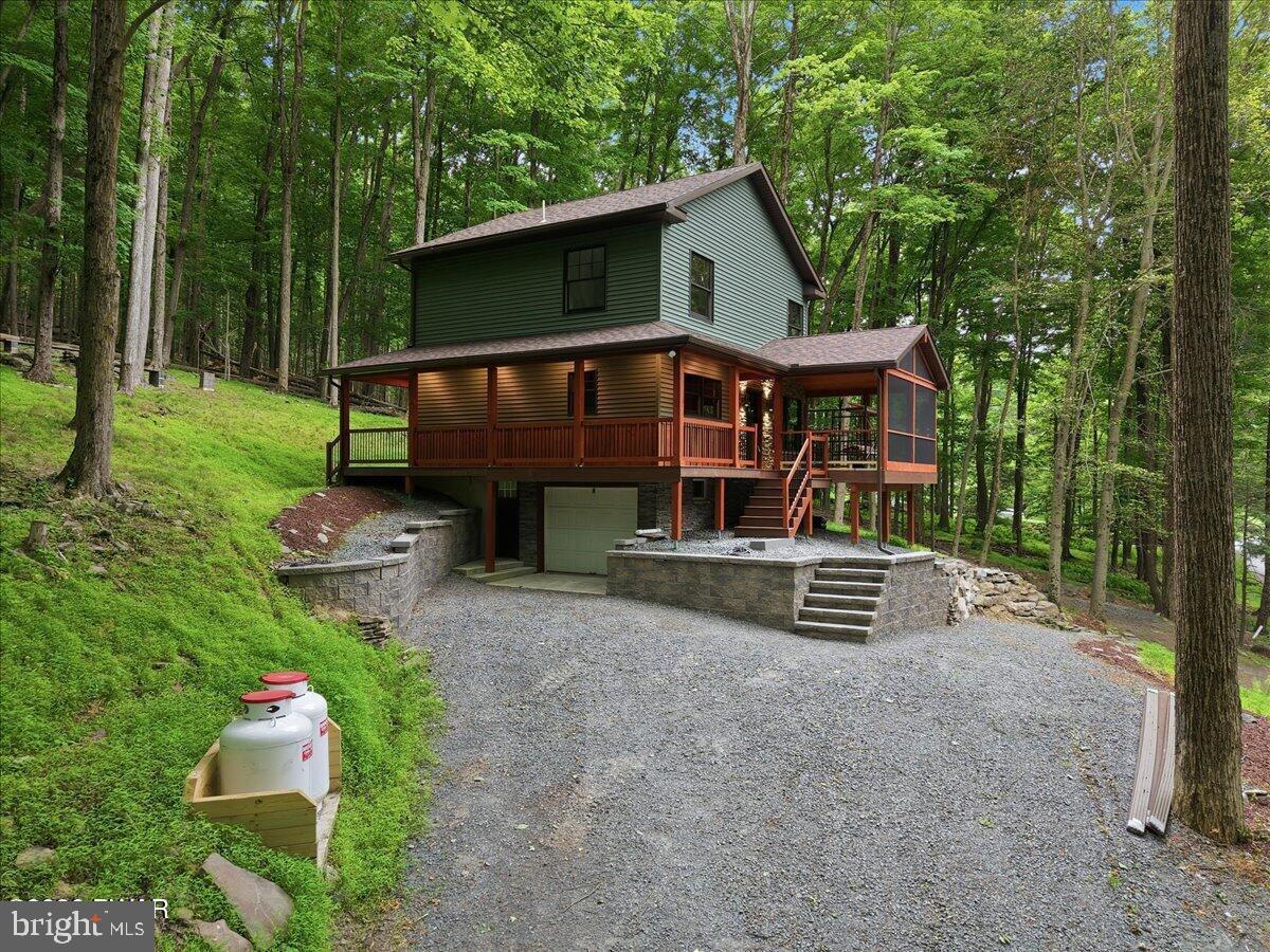 PAPI2001202 Property Photo 3