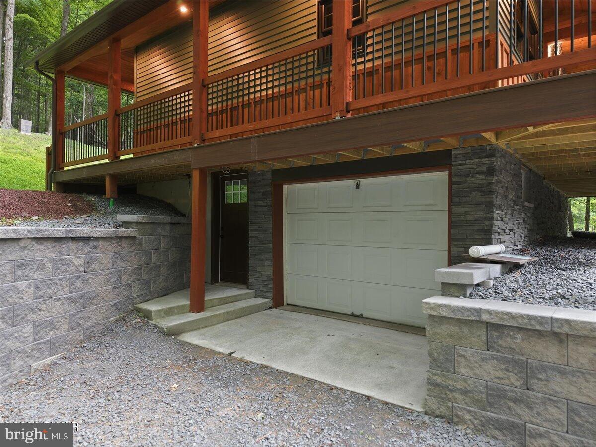 PAPI2001202 Property Photo 51