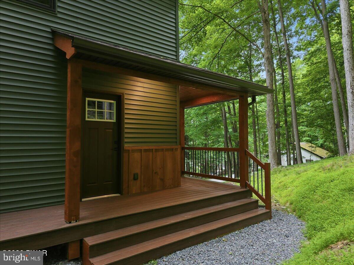 PAPI2001202 Property Photo 70